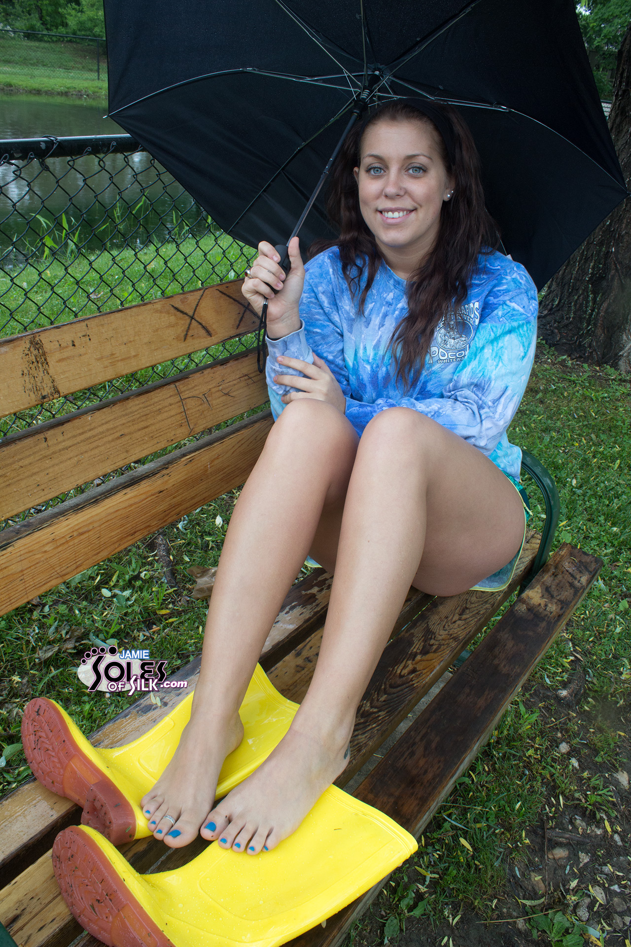 rainboot fetish 
